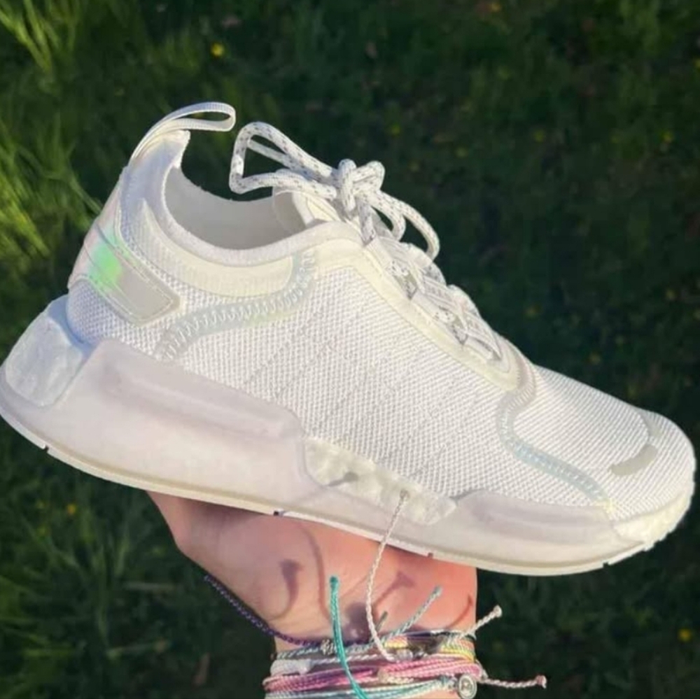 adidas nmd v3 size 8 womens
